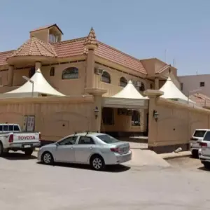 مظلات مظلات