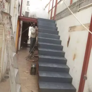 مخارج الطوارئ مخارج الطوارئ